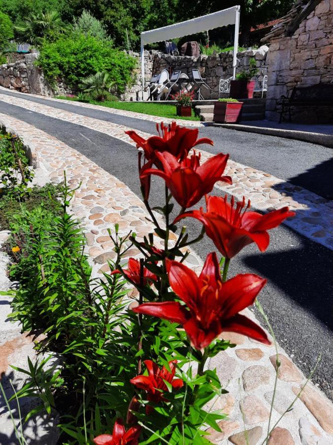 Готель Celezen Espagnac-Sainte-Eulalie Екстер'єр фото